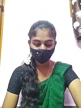 Tamil_Hot_RoyalQueen webcam