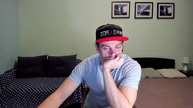 AlansonofDaddy webcam