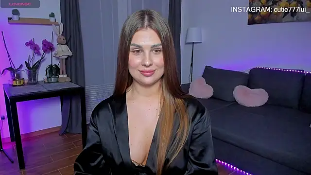 Lui_Cute webcam