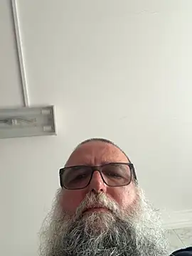 noitelivre (M mature) - Get naked