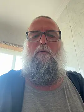 noitelivre (M mature) - Get naked