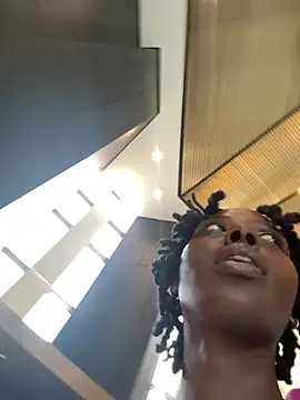 choclatepeaach webcam