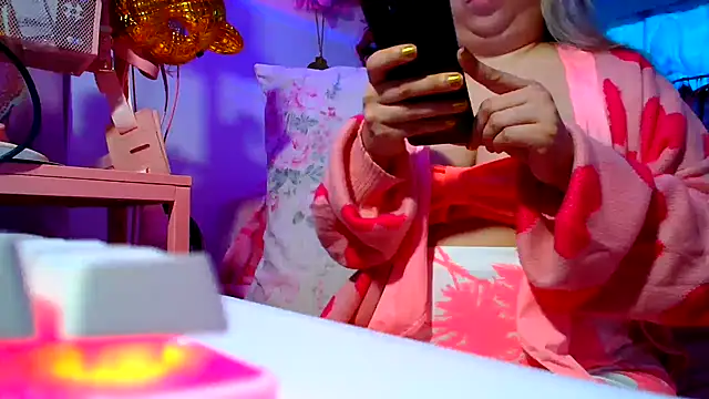 PrincessKDoll webcam