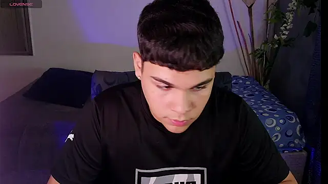 eithan_jonnes webcam