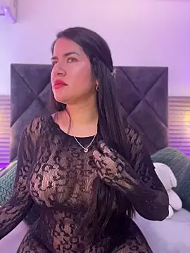 Webcam Model (Zafira_Alabi)  is live.Free join now!