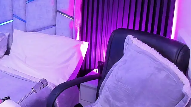 Sienarosewood webcam