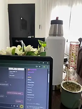 Elnonoykeila77 webcam