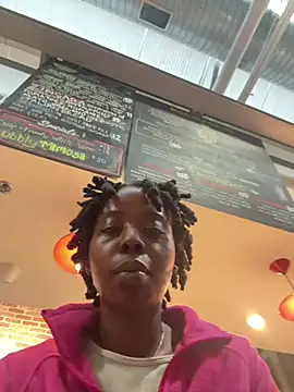 choclatepeaach webcam