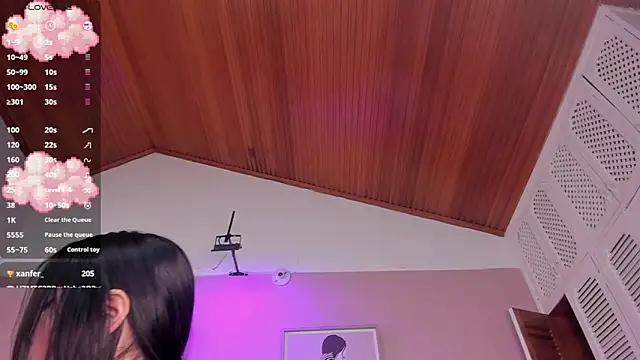 elodie_walker webcam