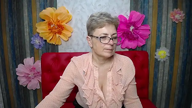 EmiliaGree live sex cam