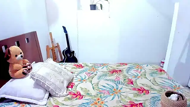 megan_doll2123 webcam