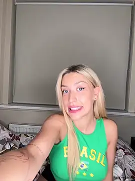 Live sex cam di BlondeChiara