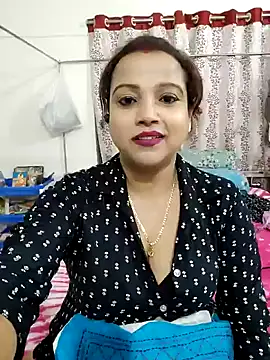 Webcam Model (hornypiu697)  is live.Free join now!