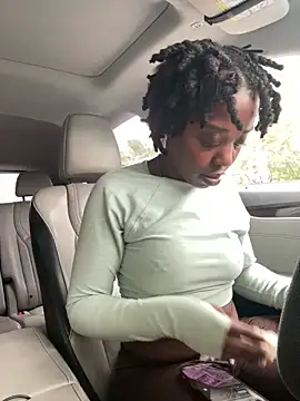 choclatepeaach webcam