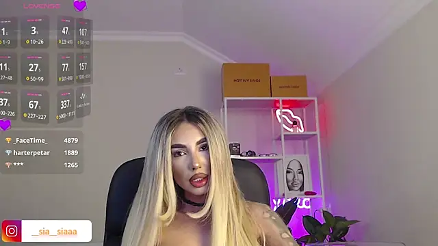 ArianaArianna live sex cam