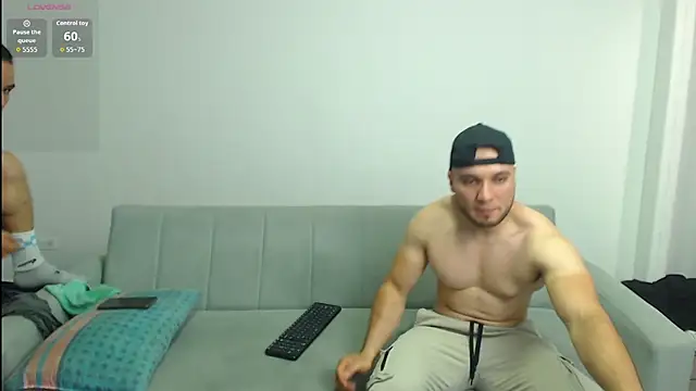 jhustin_marcius (Ask my age) - cocks hard