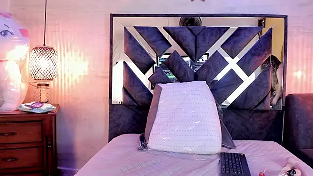 annie_vega17_ webcam