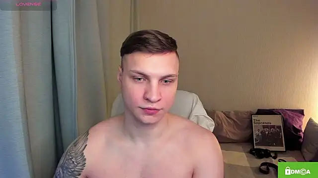 handsome_guy01 webcam