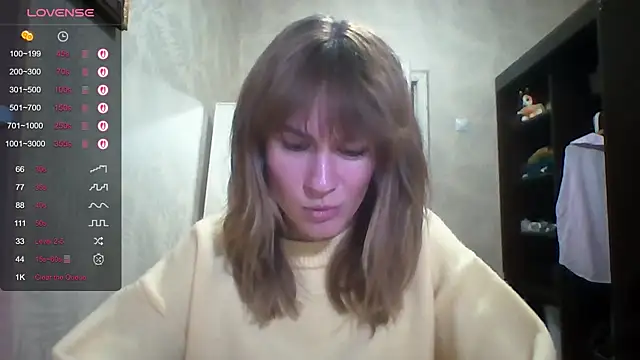 ElenoreHolguin webcam