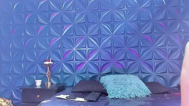 JuliaSinclair webcam