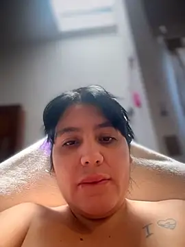 Webcam Model (Vicky_Sixx)  is live.Free join now!