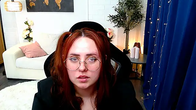 Hennessy_bunny webcam