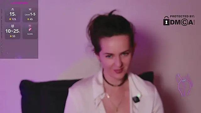 Witch_in_Velvet webcam