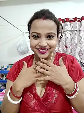 Webcam Model (hornypiu697)  is live.Free join now!