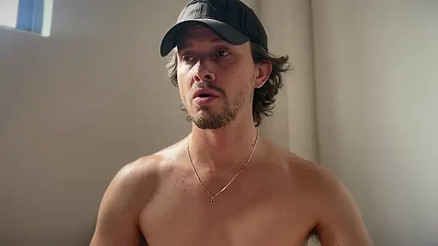 mcklister_kinky_feets live sex cam