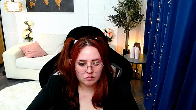 Hennessy_bunny webcam