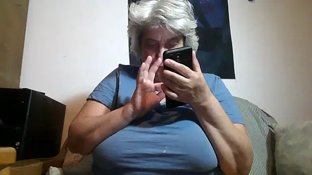 ExquisiteMature webcam