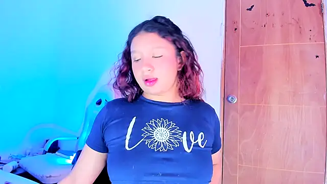 Emily_Coper18 webcam