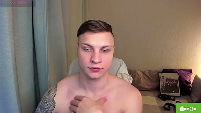 handsome_guy01 webcam