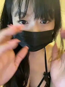 美女xiaoni2599在线直播