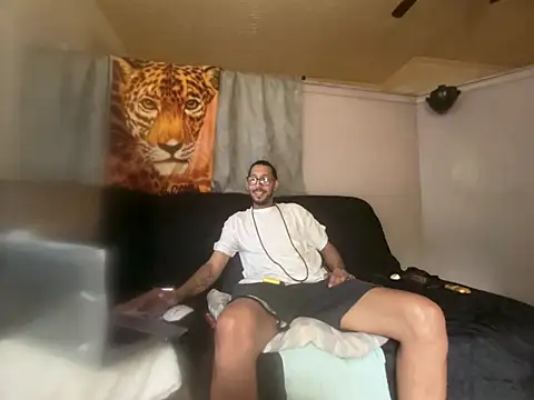 ThrowedWorldWide webcam