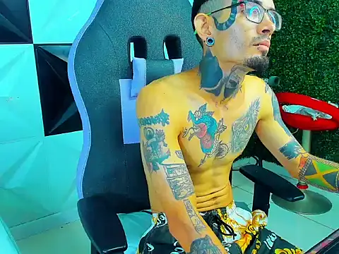 Boy_tatto77 webcam