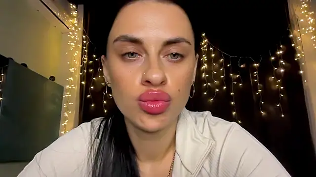 MariaValverdeee webcam