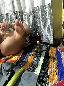 Hotty-Rani-Bhabi webcam