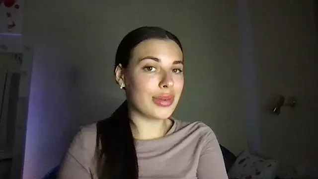 MoonriseGoddess webcam