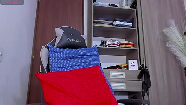 AnthonyWhite24 webcam