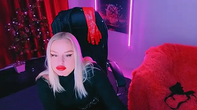 Miss_Alice_Silver webcam