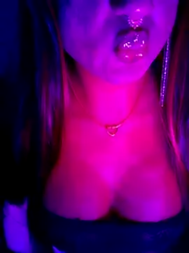 Cutie-Whiskey1 webcam