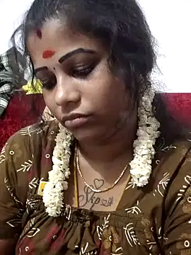 sweetqueen143 webcam