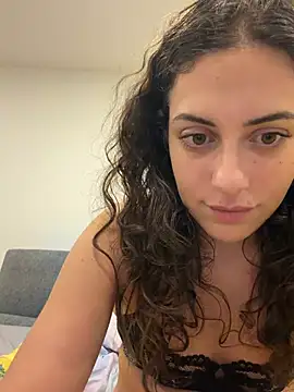 CoquineCharmeuse webcam