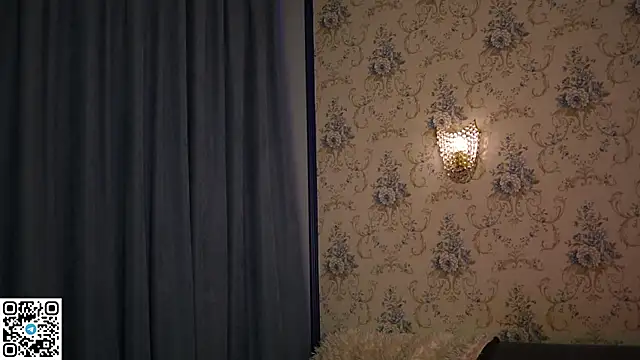 Blossom_Dream webcam