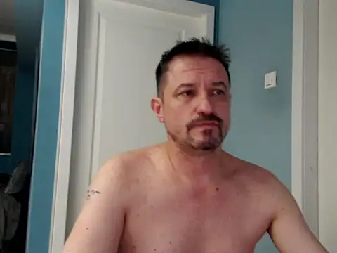 MisterFaithRO webcam