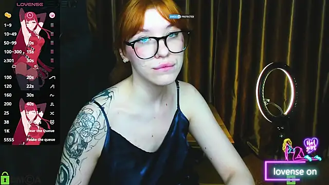 MeganNewCat webcam