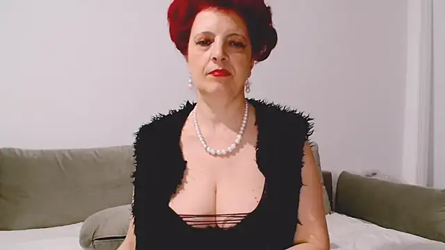 milfsupreme (F mature) - strip&dancing and sexy things