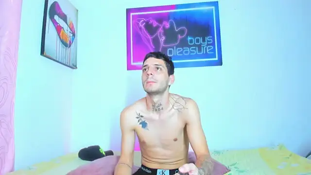 Pleasure_boys_hot webcam