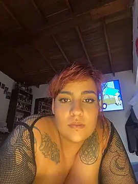 name_less_lulu webcam